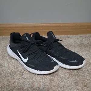 Nike Black and White Athletic Shoes